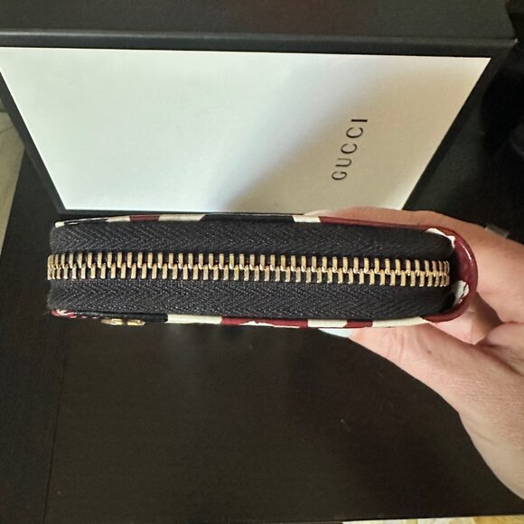 Gucci Tan Leather Betty Shanghai Zip Around Wallet - EUC - Picture 5 of 9